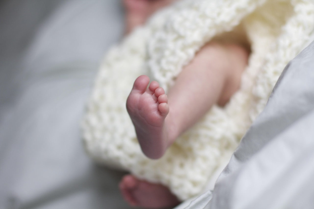 What Are the 5 Stages of Child Development? Signs of Delays